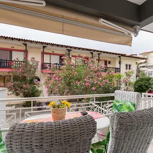 Appartement Family Apartments&suites, Neos Marmaras